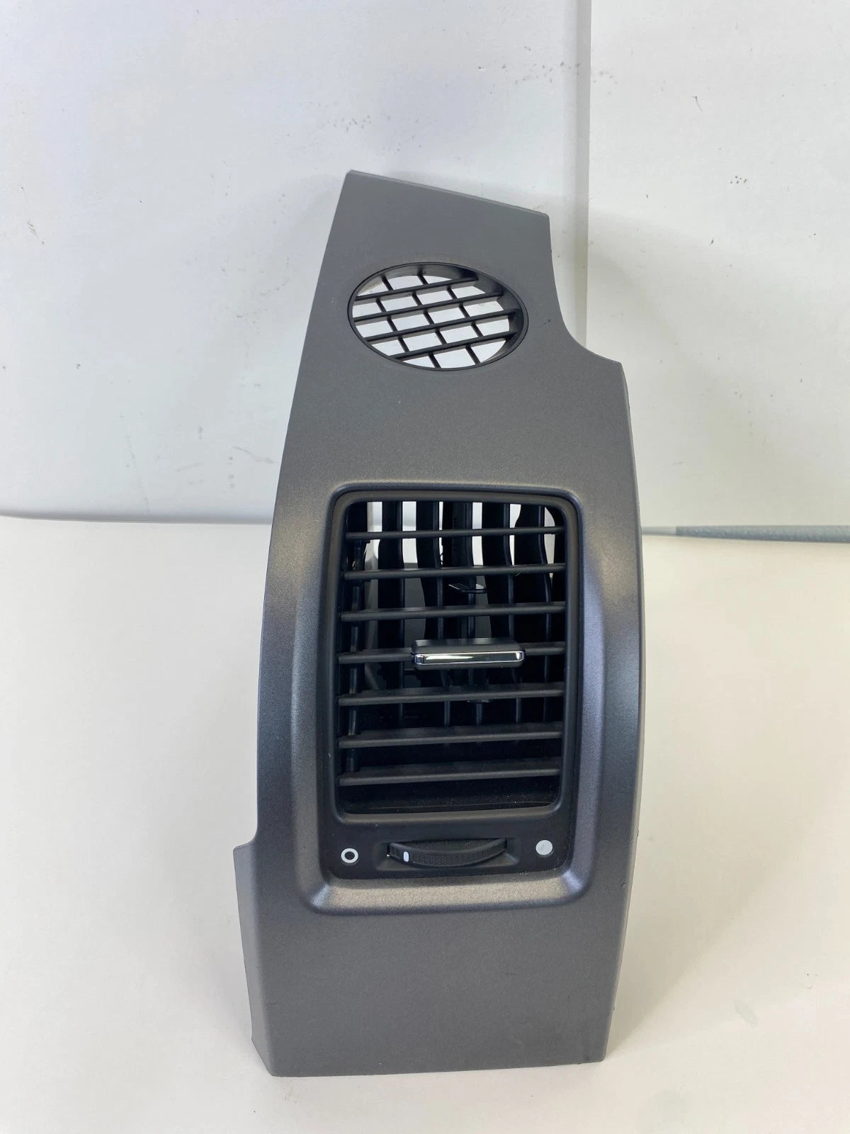 2007-2011 HONDA CR-V RIGHT PASSENGER SIDE DASH AIR VENT BEZEL 77630-SWA-A0 OEM