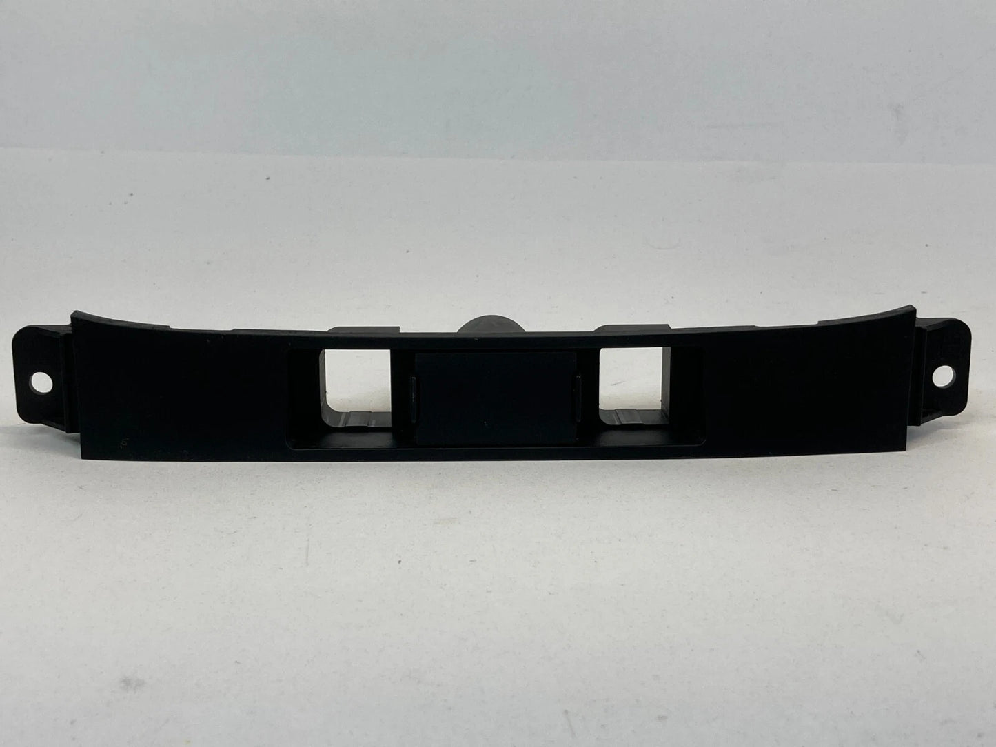 06-10 KIA SEDONA ESC OFF WINDSHIELD WIPER SWITCH COVER BEZEL PANEL 93700-4D200