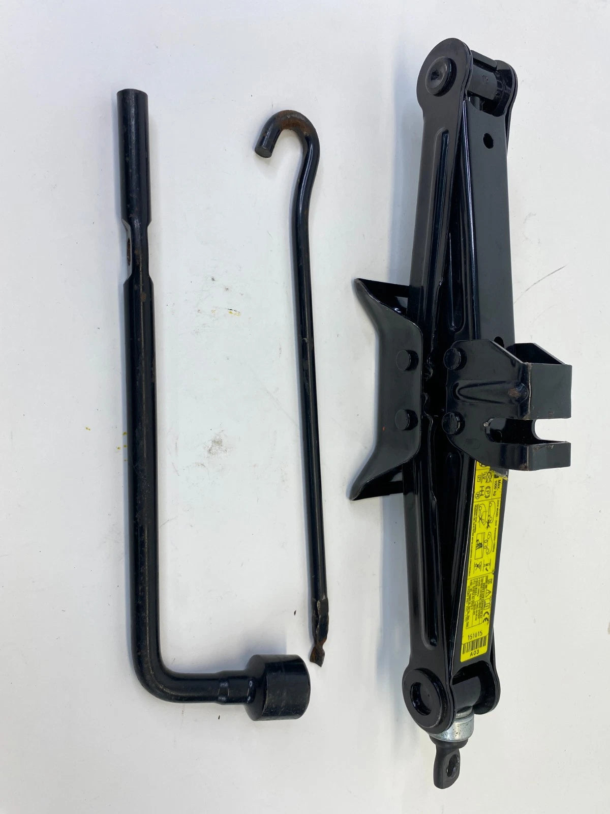 2015-2019 HYUNDAI SONATA SPARE TIRE SCISSOR JACK KIT LUG WRENCH OEM FACTORY