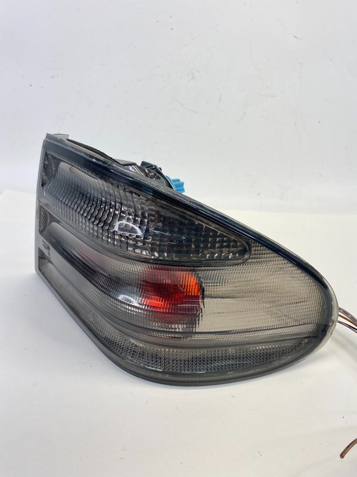 1998-2002 Mercedes-Benz E430 Rear Right Outer Tail Light Taillight Aftermarket