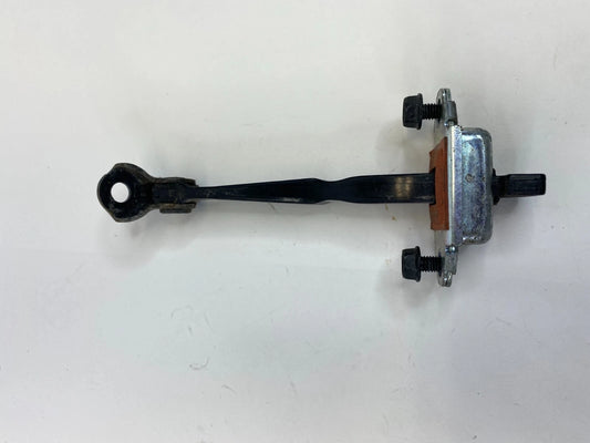 2010 11 12 2013 KIA FORTE FRONT LEFT SIDE DOOR CHECK STOP STOPPER DETENT OEM