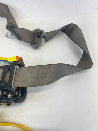 15-17 KIA SEDONA FRONT RIGHT PASSENGER SIDE SEAT BELT RETRACTOR 88820-A9500 OEM
