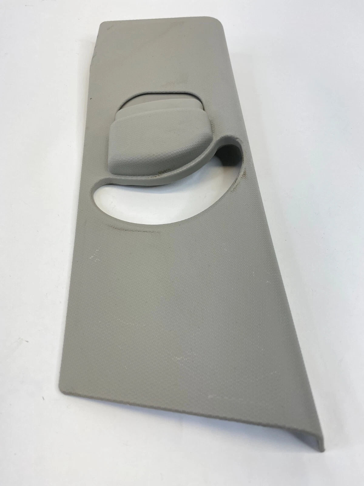 2010-2013 KIA FORTE SEDAN CENTER LEFT PILLAR UPPER SEAT BELT ADJUSTMENT TRIM OEM