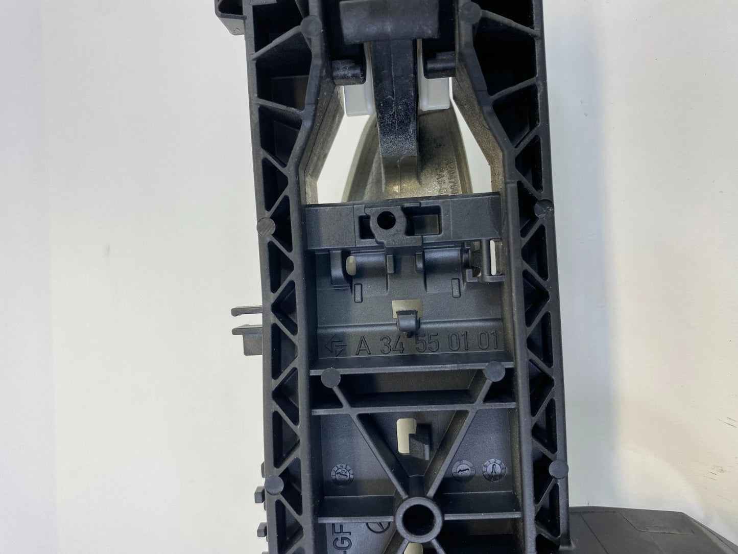 06-16 MERCEDES-BENZ E350 FRONT LEFT DRIVER EXTERIOR DOOR HANDLE A204-7601534 OEM