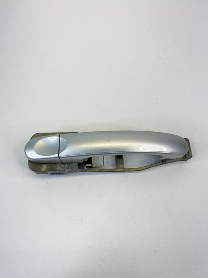 1998-2010 Volkswagen New Beetle Hatchback Front Right Exterior Door Handle Assy