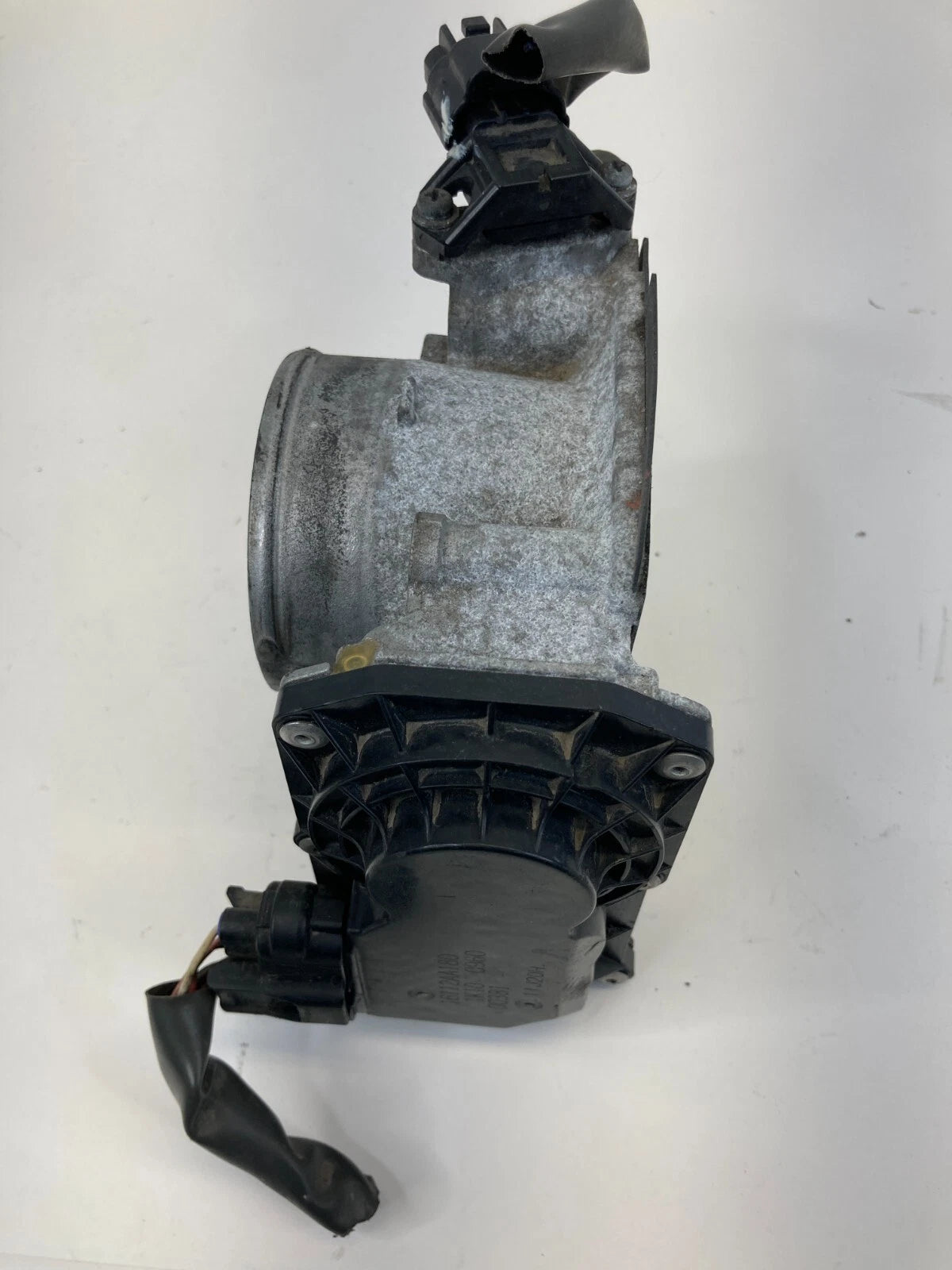 2005-2009 SUBARU OUTBACK 2.5L FUEL INJECTION THROTTLE BODY UNIT 16112AA180 OEM