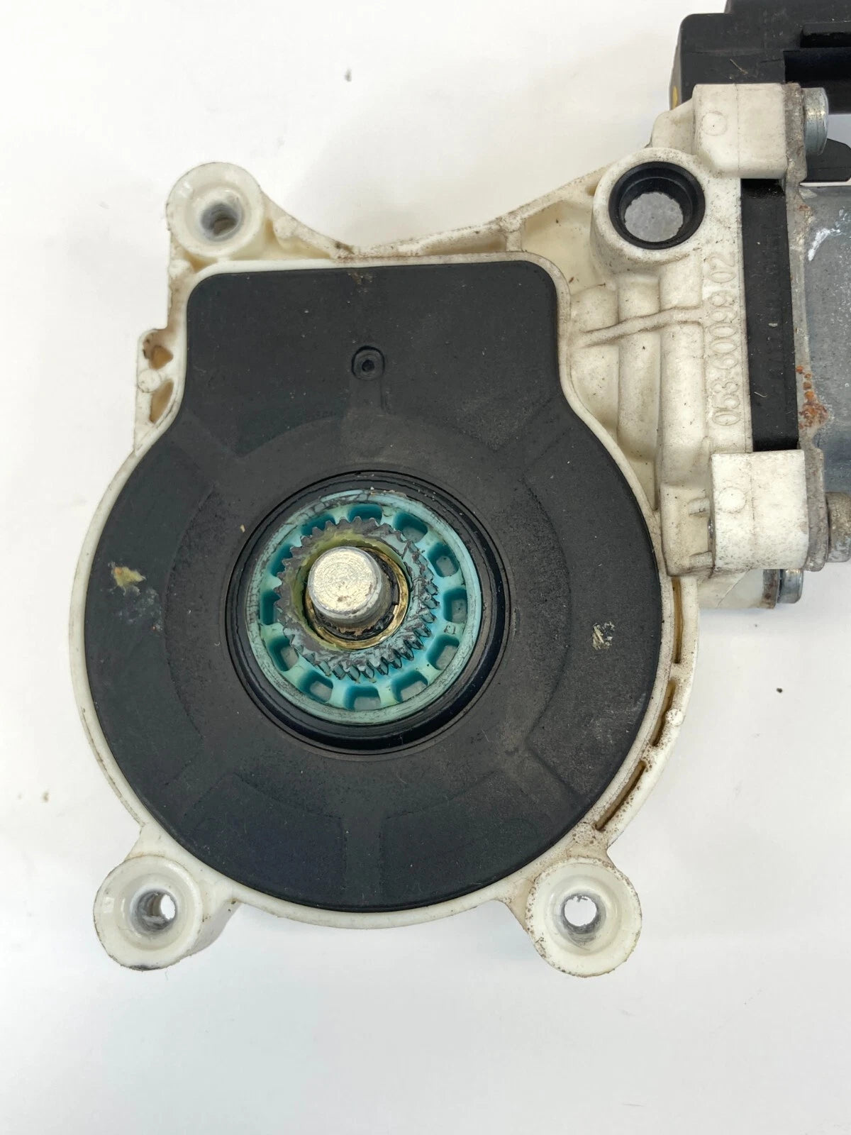 05-10 CHRYSLER 300 FRONT RIGHT PASSENGER SIDE DOOR WINDOW MOTOR 994665-102 OEM