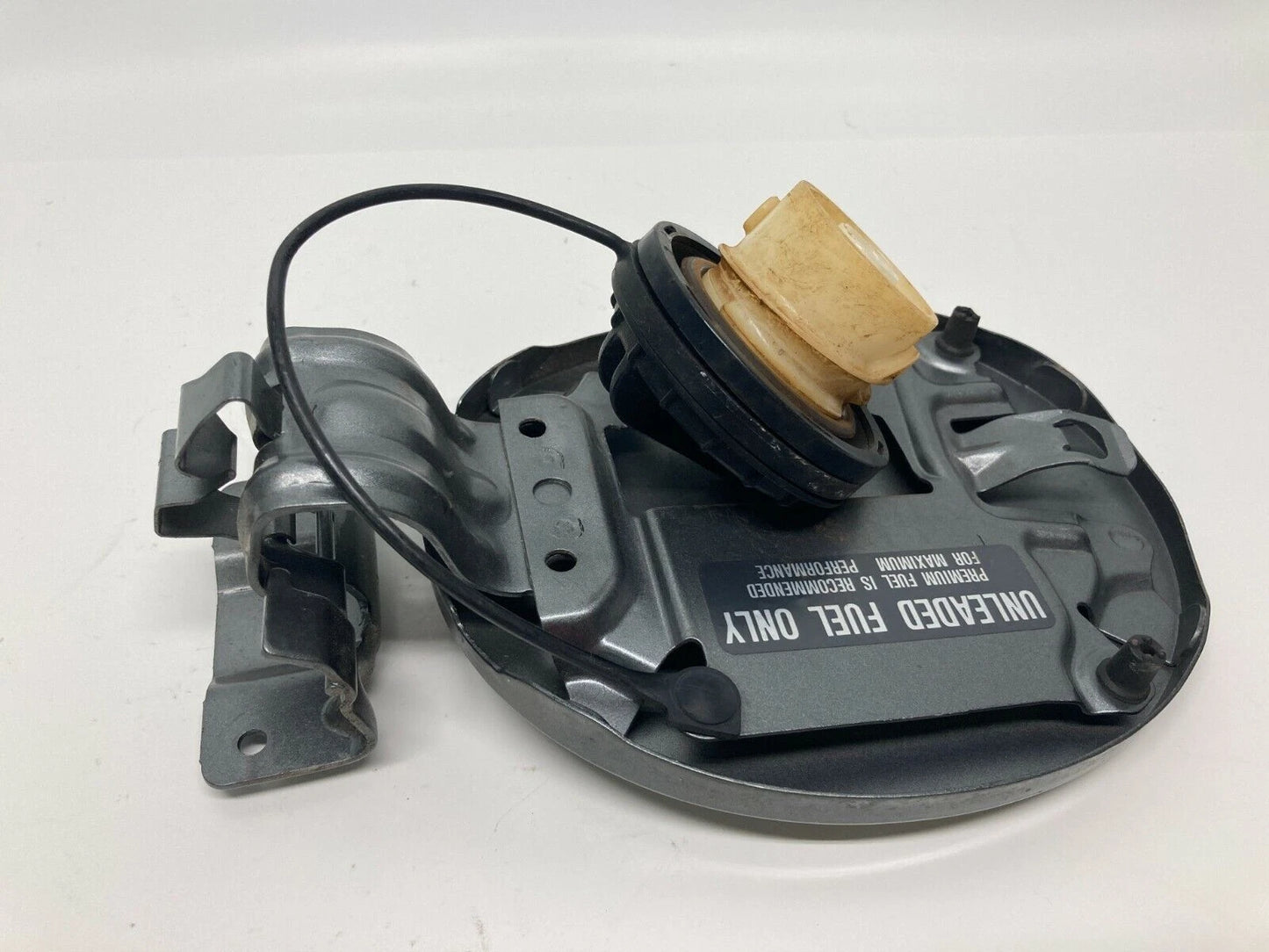 03-07 NISSAN MURANO FUEL FILLER GAS TANK DOOR CAP K21 GRAY PEARL METALLIC OEM