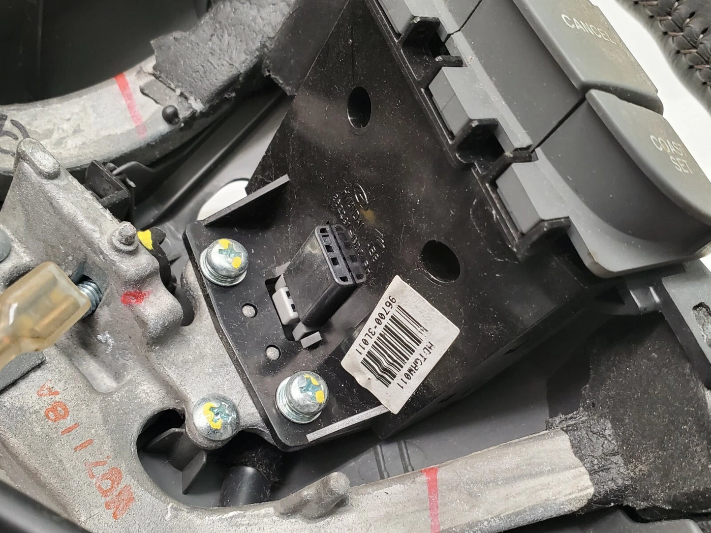 2007 2008 HYUNDAI AZERA STEERING WHEEL W/ CRUISE & RADIO CONTROL GREY WOOD OEM