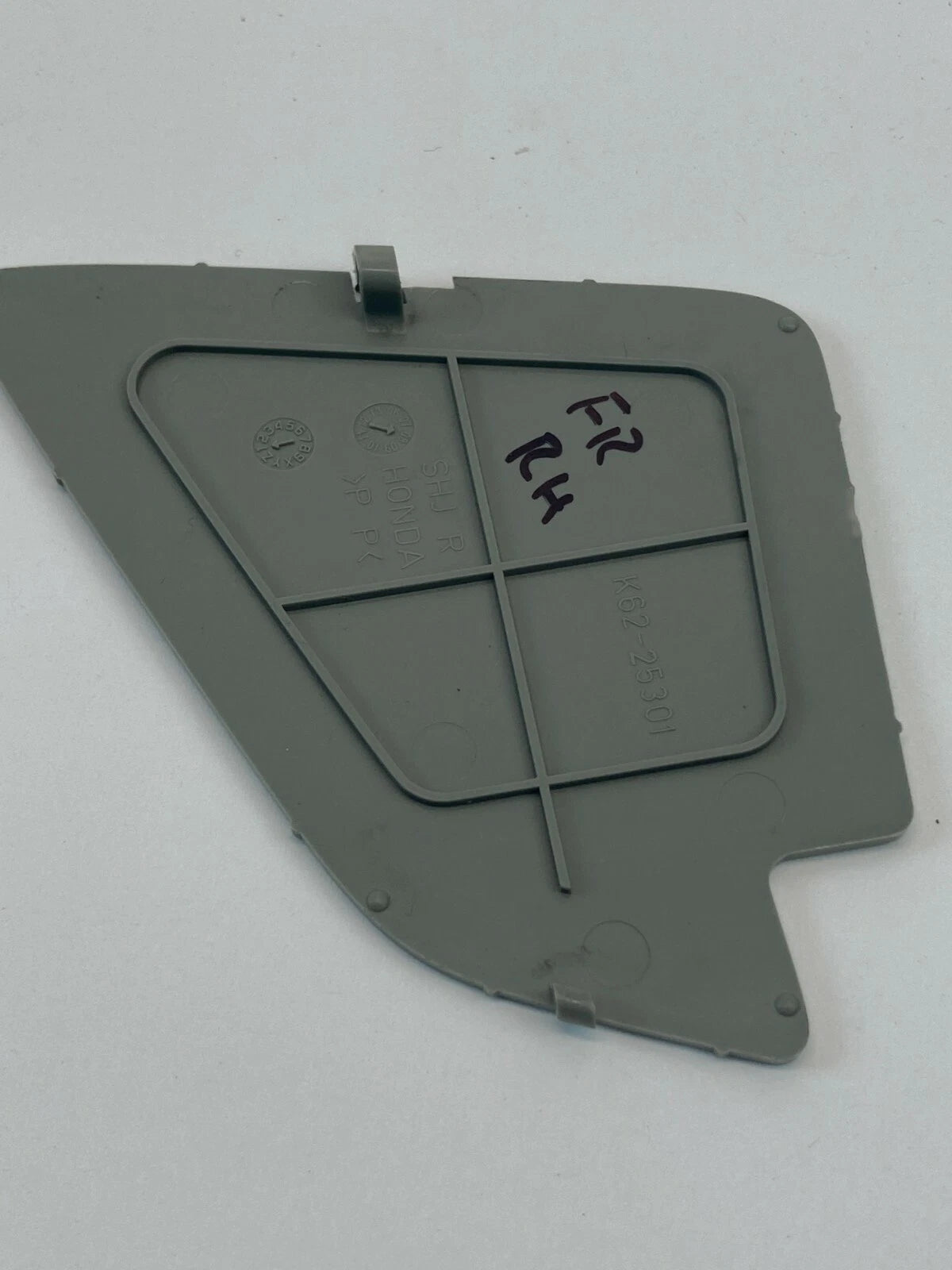 05-10 HONDA ODYSSEY FRONT RIGHT SIDE INNER DOOR HANDLE COVER CAP K62-25301 OEM