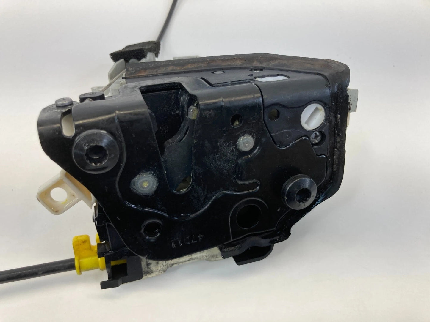 2010-2016 AUDI A4 QUATTRO FRONT RIGHT DOOR LOCK LATCH ACTUATOR 8J1-837-016-D OEM
