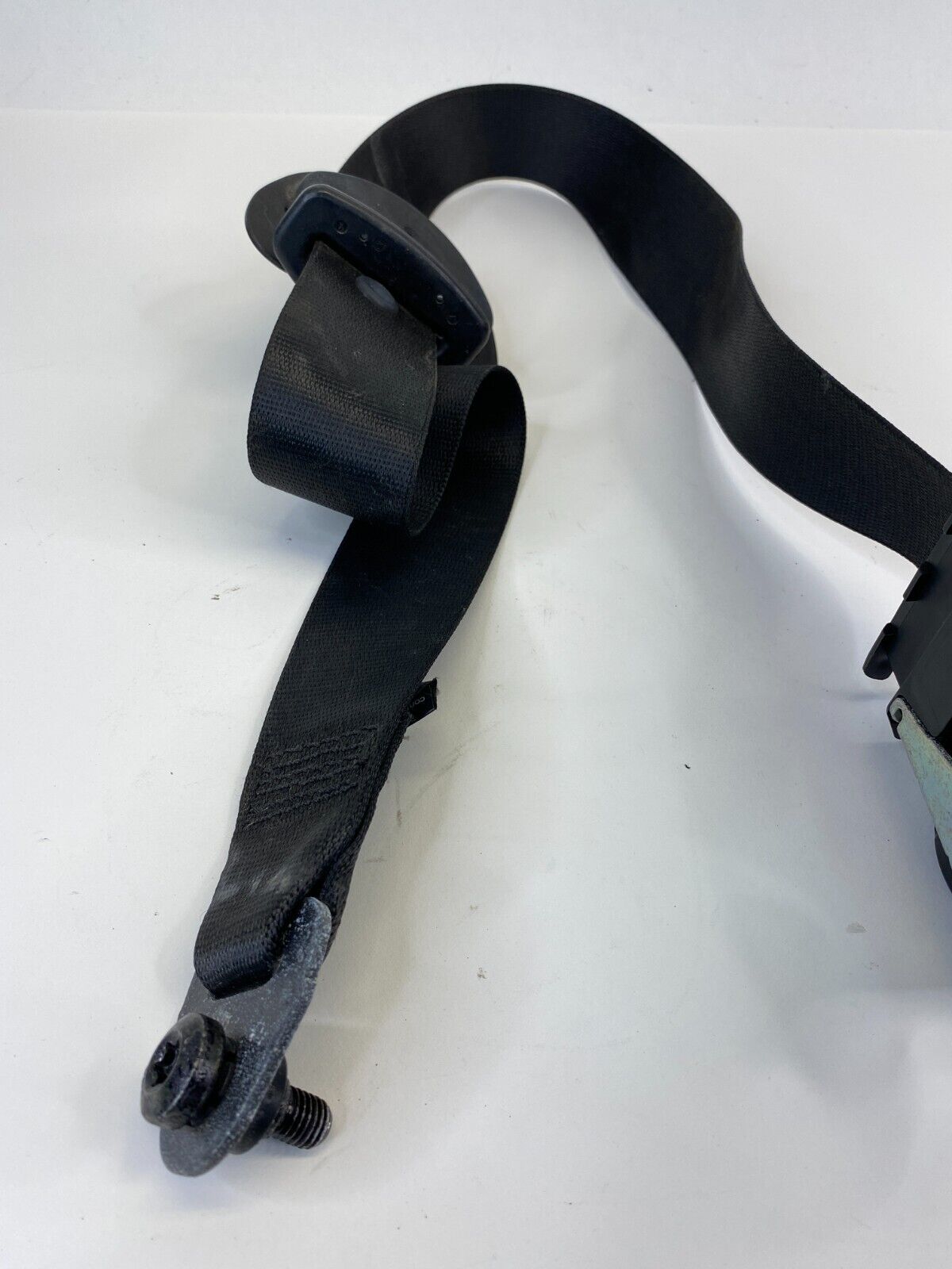 2006-2010 BMW 550i Sedan Front Left Driver Side Seat Belt Retractor 601629800D