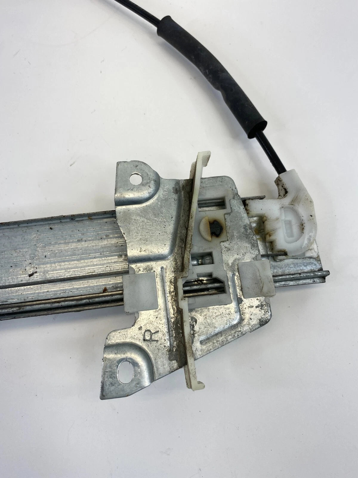 2007-2012 FORD ESCAPE FRONT RIGHT DOOR WINDOW REGULATOR MOTOR CM09257-0A OEM