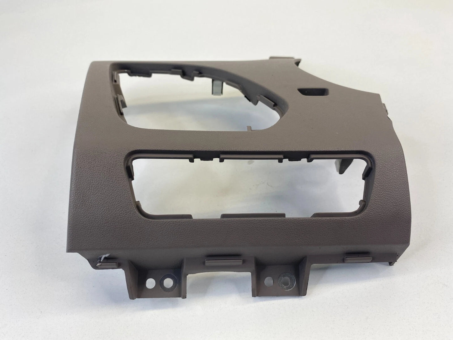 10-15 HYUNDAI TUCSON DASH LEFT DRIVER CRASH PAD TRIM COVER BEZEL 84721-2S000 OEM