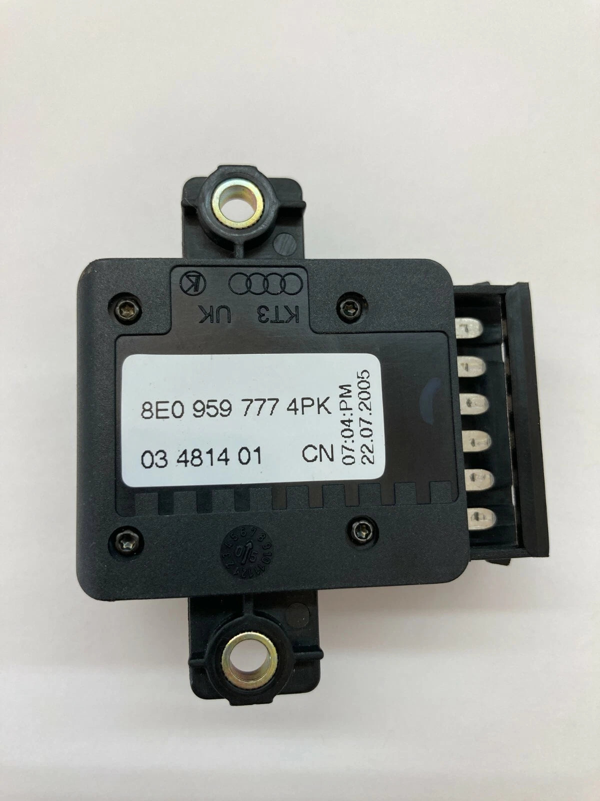 06-10 VOLKSWAGEN PASSAT 05-10 JETTA RIGHT SEAT LUMBAR ADJUST SWITCH 8E0959777