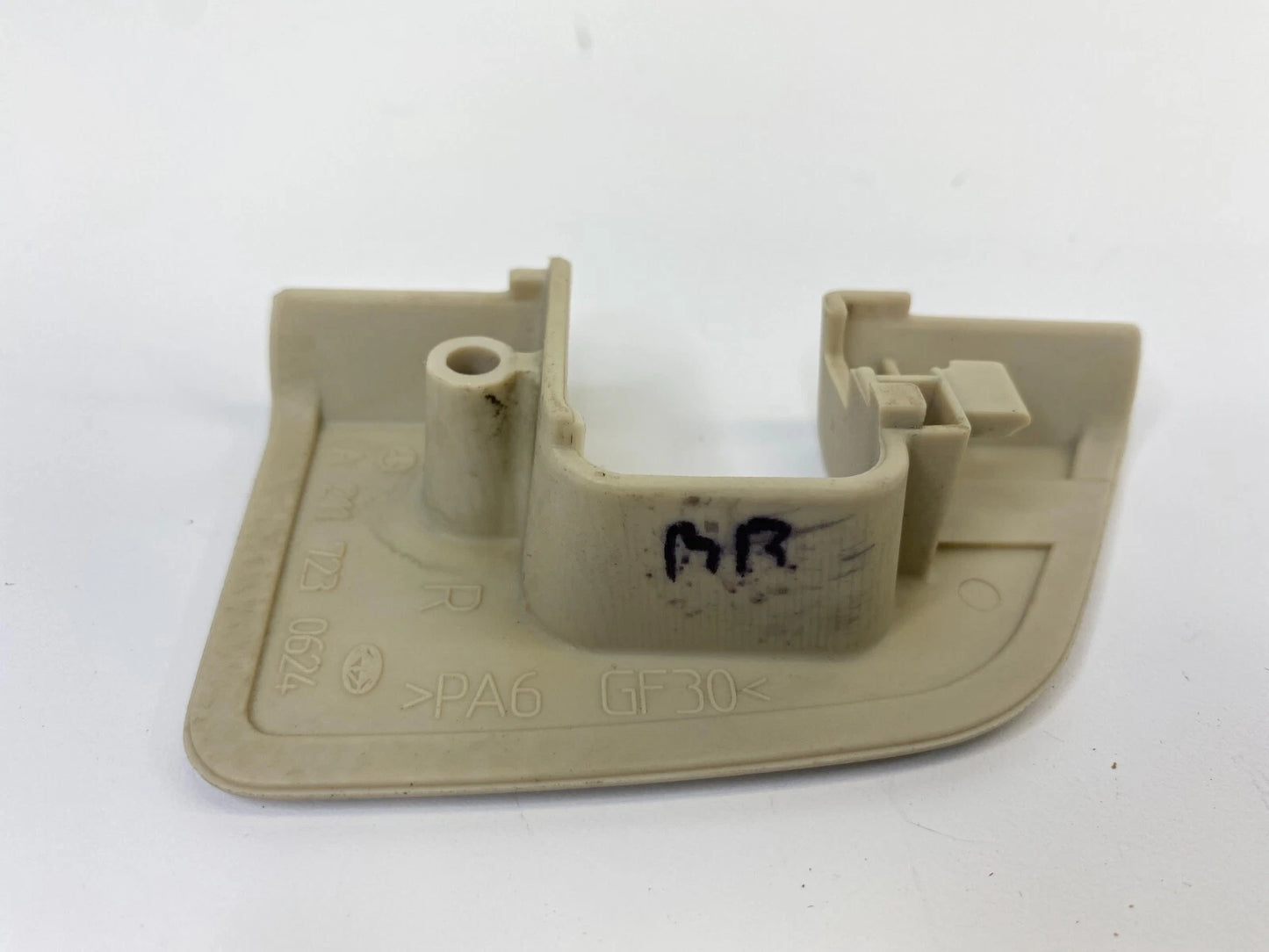 03-06 MERCEDES-BENZ E500 REAR RIGHT SIDE DOOR LOCK EDGE COVER TRIM A2117230624