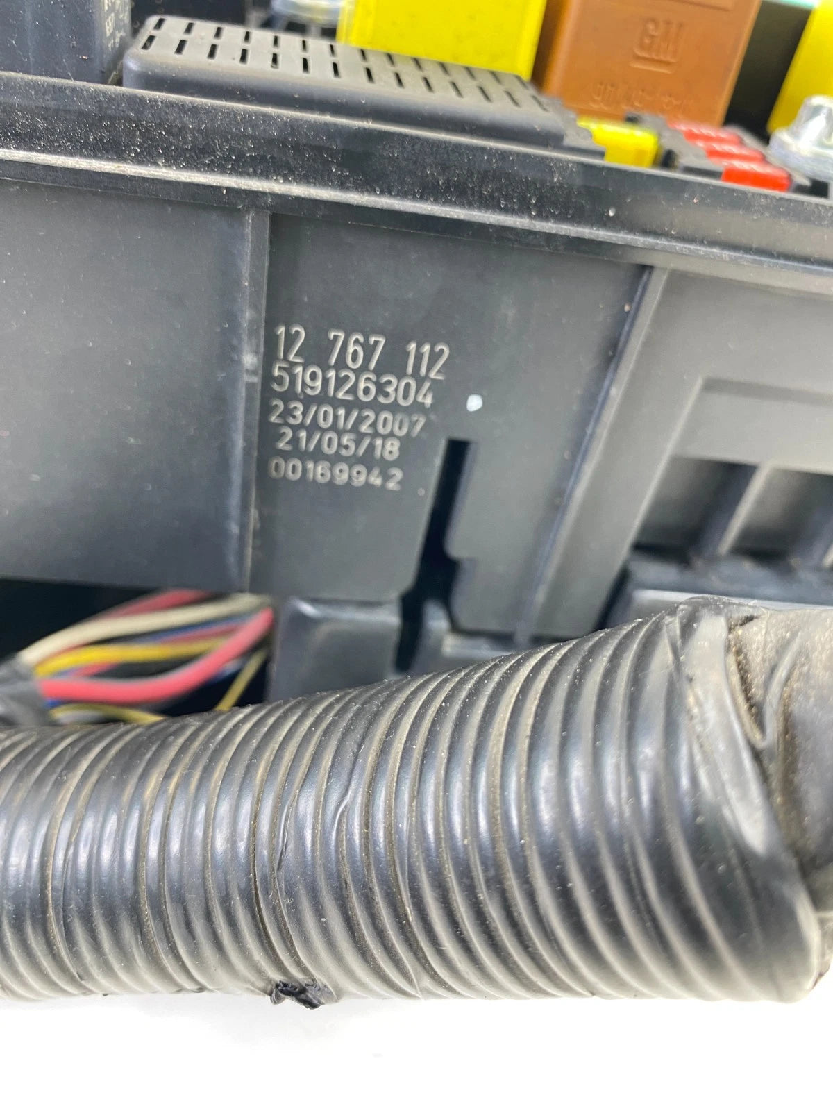 03-11 Saab 9-3 93 2.0L FWD Engine Fuse Box Relay Block Compartment 12767112 OEM