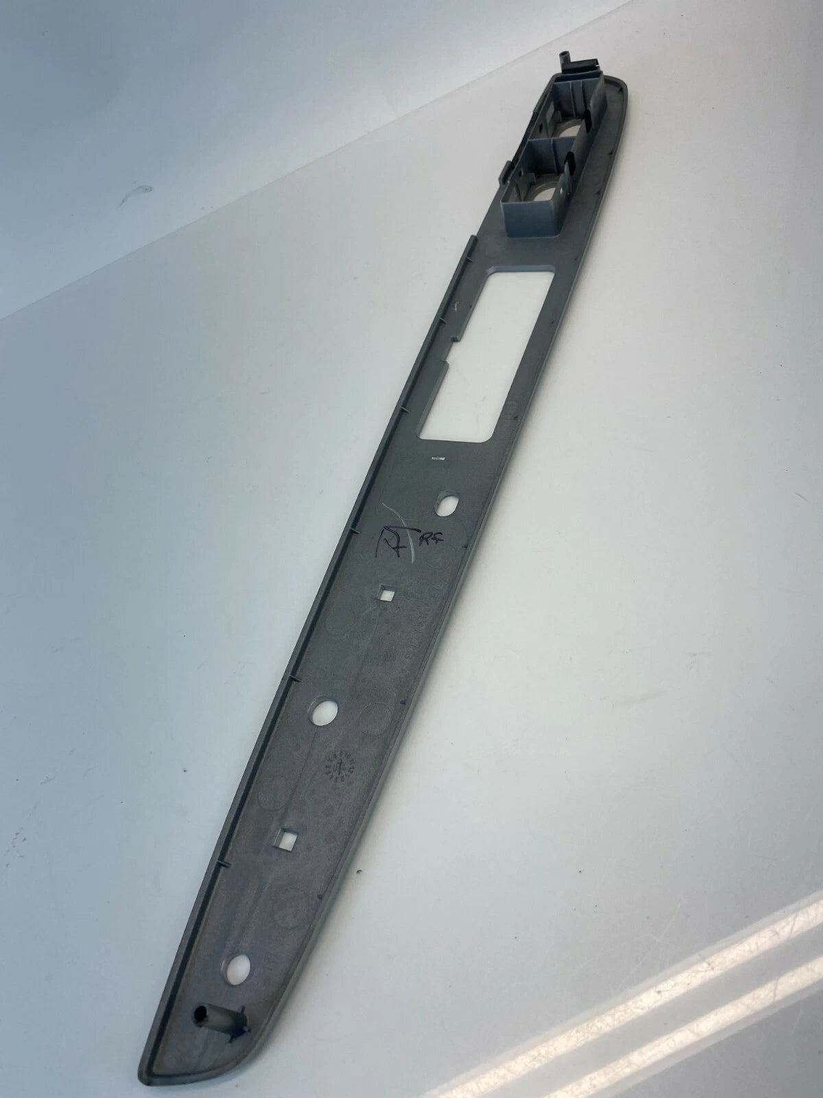 2005-2007 MERCURY MARINER FRONT RIGHT WINDOW SWITCH BEZEL PANEL 5E6X-14A563-AC
