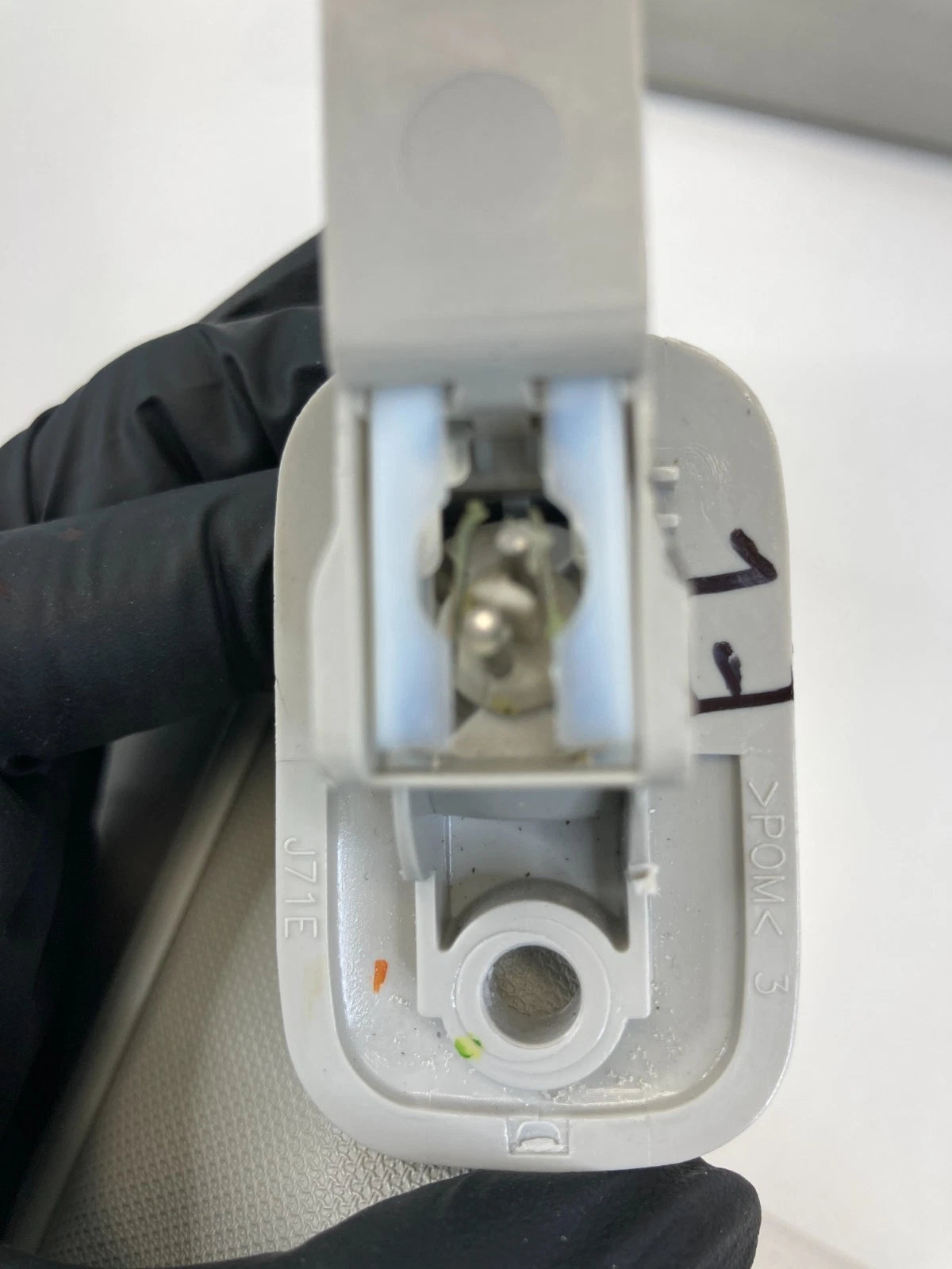 2014-2018 MAZDA 3 SUN VISOR SHADE PAIR SET DRIVER & PASSENGER SIDES GRAY OEM