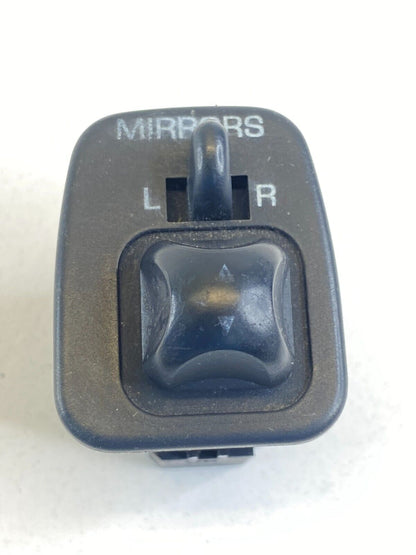 2000 2001 Ford Expedition Left Power Mirror Control Switch Button YL1T-17B676-AC