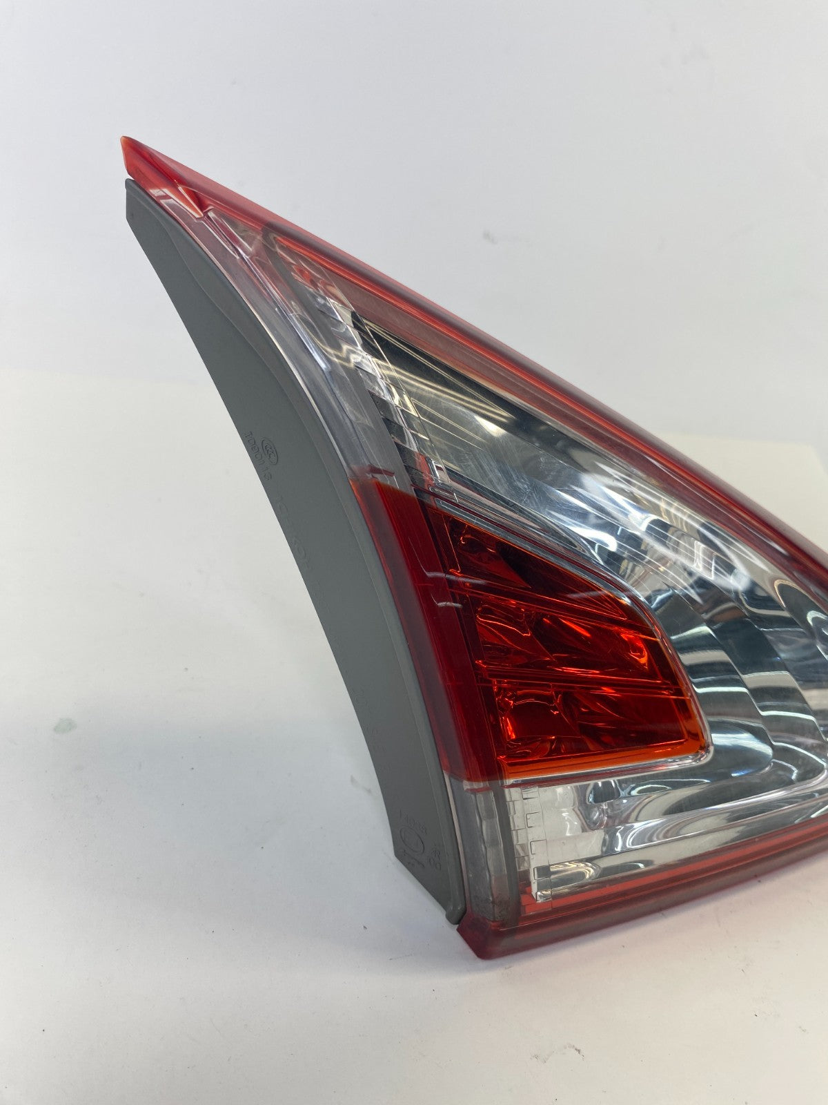 2011-2014 Nissan Murano Rear Left Side Gate Mounted Taillight Backup Lamp Assy