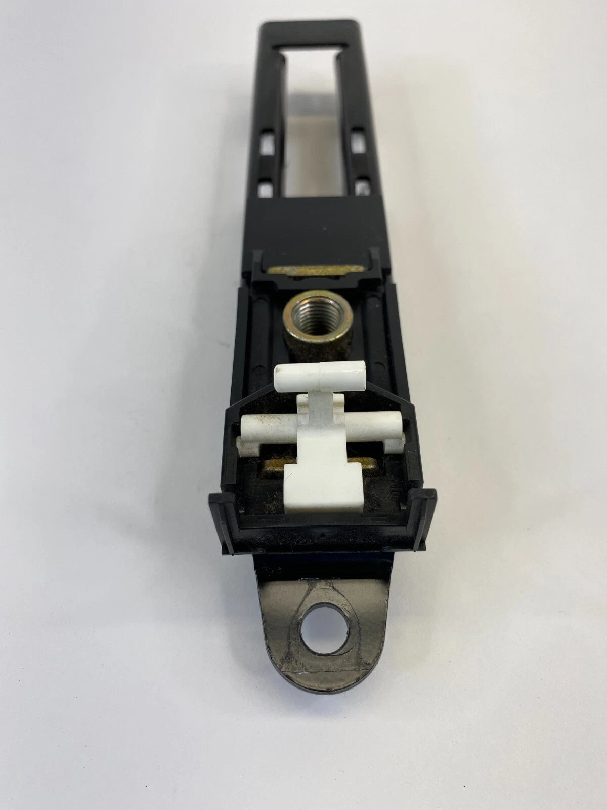 1998-2005 VOLKSWAGEN PASSAT LEFT DRIVER SEAT BELT HIGH ADJUSTER 3B0857819D OEM