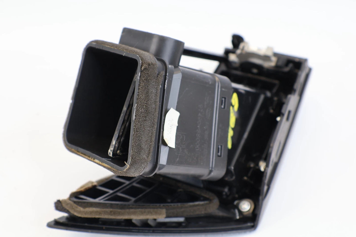 2011-2014 HYUNDAI SONATA DASH RIGHT SIDE A/C OUTER AIR VENT GRILLE 97490-3S000