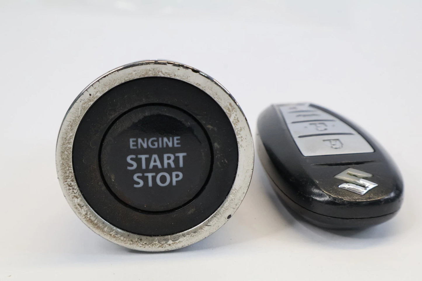 2010-2013 SUZUKI KIZASHI PUSH START STOP ENGINE IGNITION SWITCH 37290-57L00 OEM