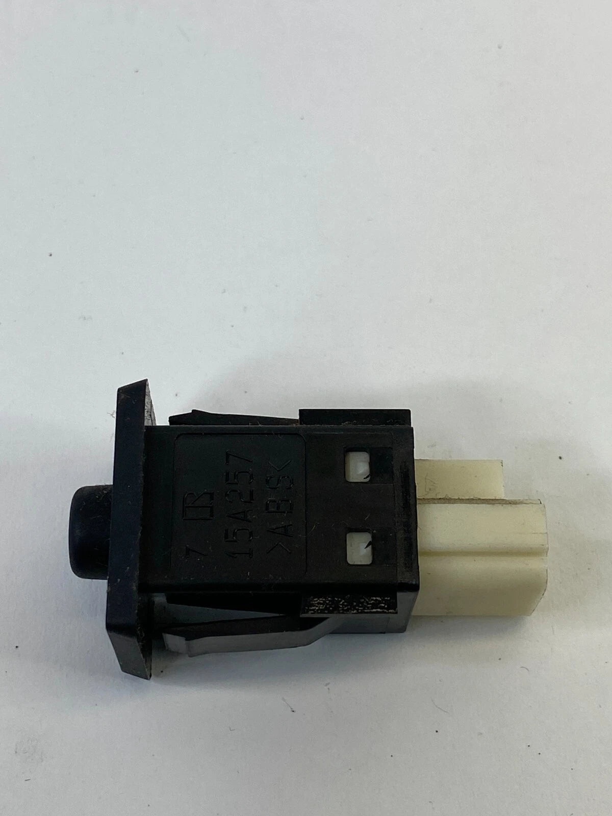 04 05 06 07 08 09 TOYOTA PRIUS TIRE PRESSURE SET SWITCH CONTROL BUTTON 15A257