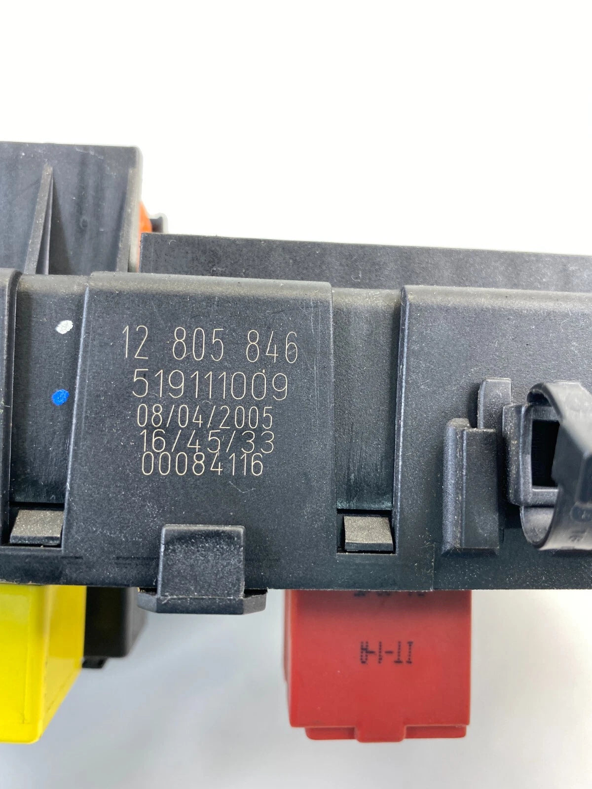 2003-2006 SAAB 9-3 2.0L L4 REAR TRUNK DISTRIBUTION FUSE BOX RELAY 12805846 OEM