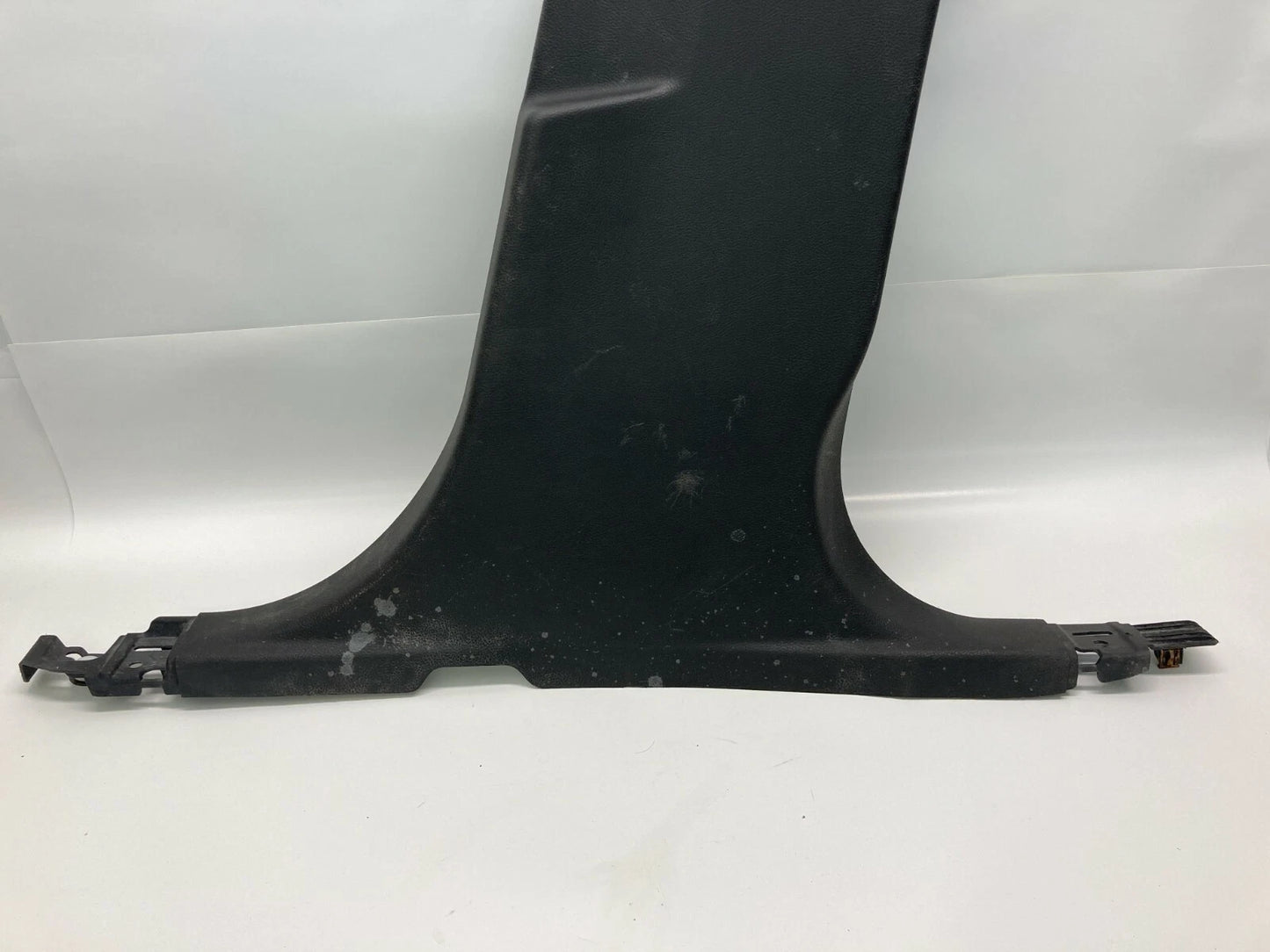 2013-2016 FORD FUSION CENTER RIGHT SIDE LOWER B PILLAR TRIM COVER DS73F243W06AEW