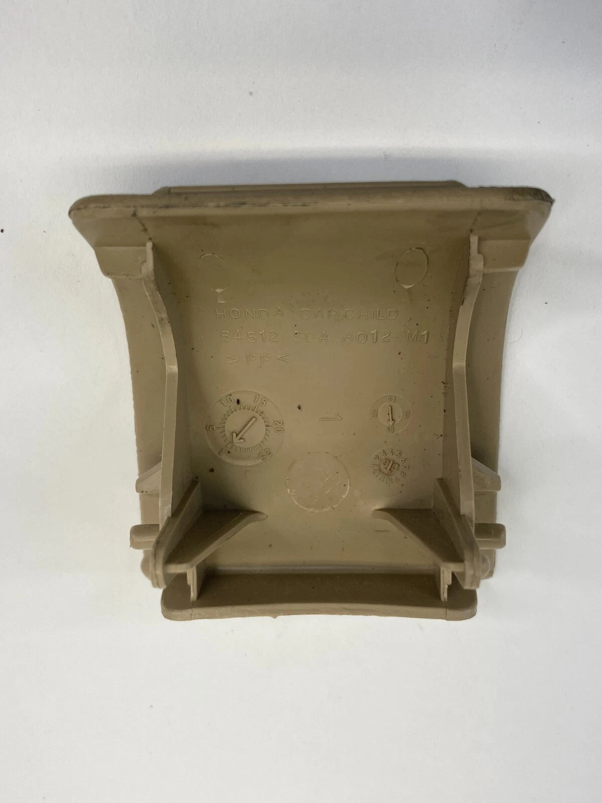 2003-2007 HONDA ACCORD SEDAN REAR CHILD RESTRAINT ANCHOR PLATE CAP 84512-SDA