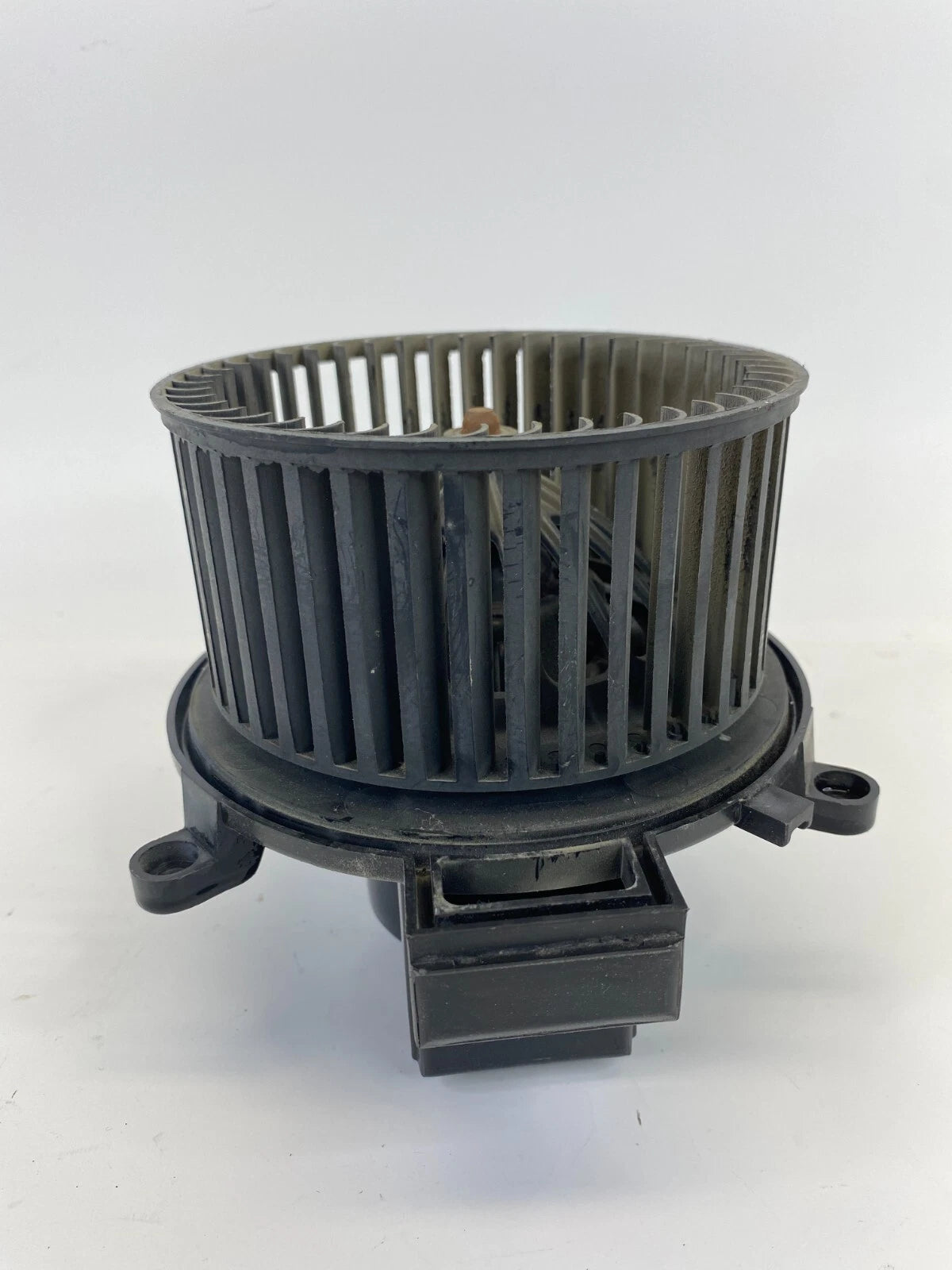 2009-2014 VOLKSWAGEN ROUTAN 3.8L A/C HVAC REAR HEATER BLOWER MOTOR FAN OEM