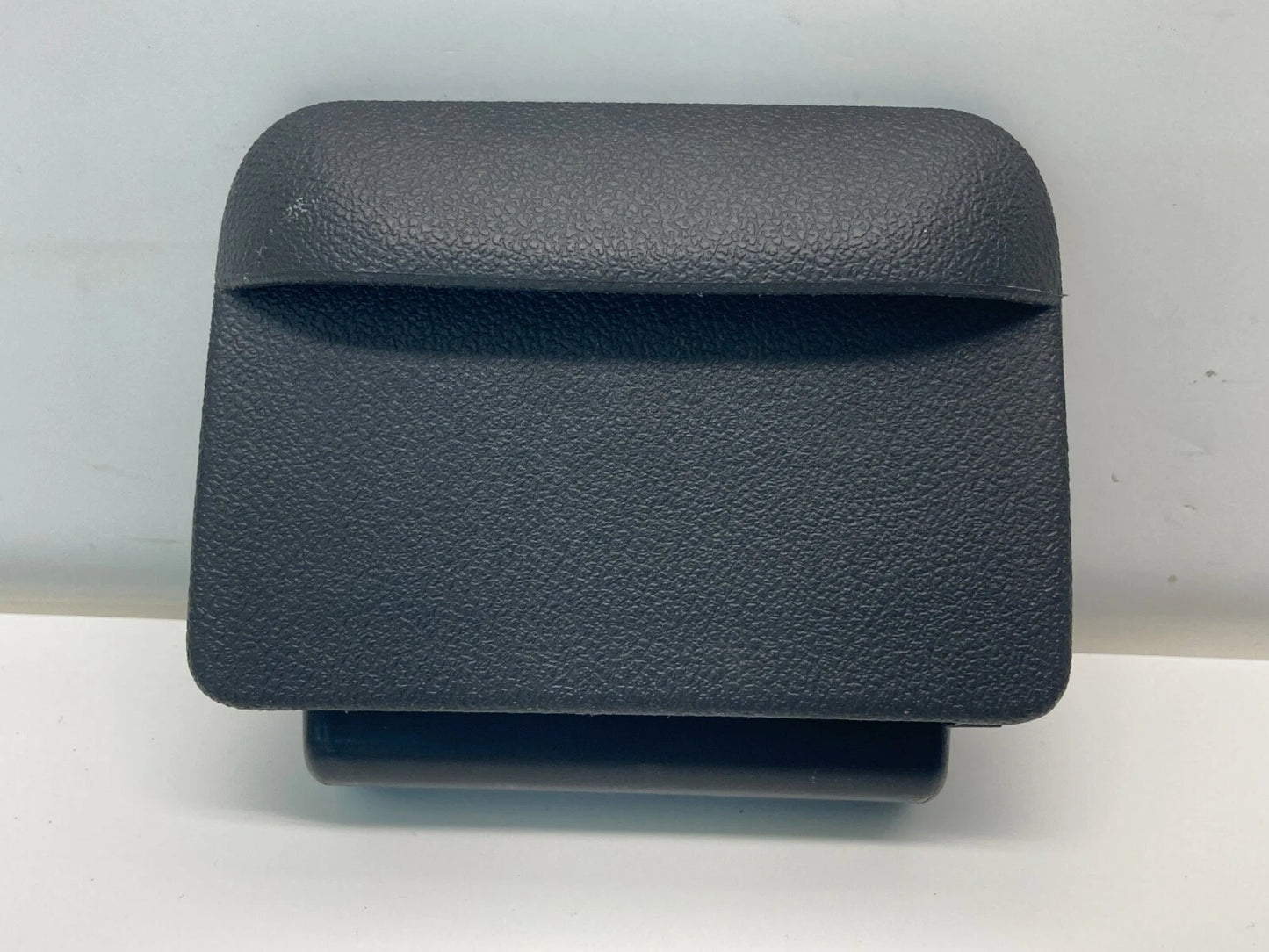 05 06 07 08 09 10 PONTIAC G6 DASH LEFT SIDE STORAGE COIN ASHTRAY BOX 16869251