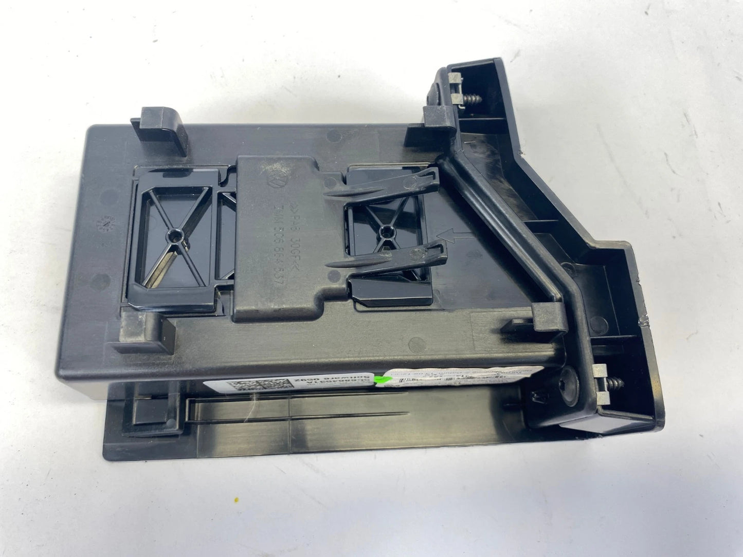2013-2018 VOLKSWAGEN JETTA MDI MEDIA INTERFACE CONTROL MODULE BOX OEM 5C6864531A