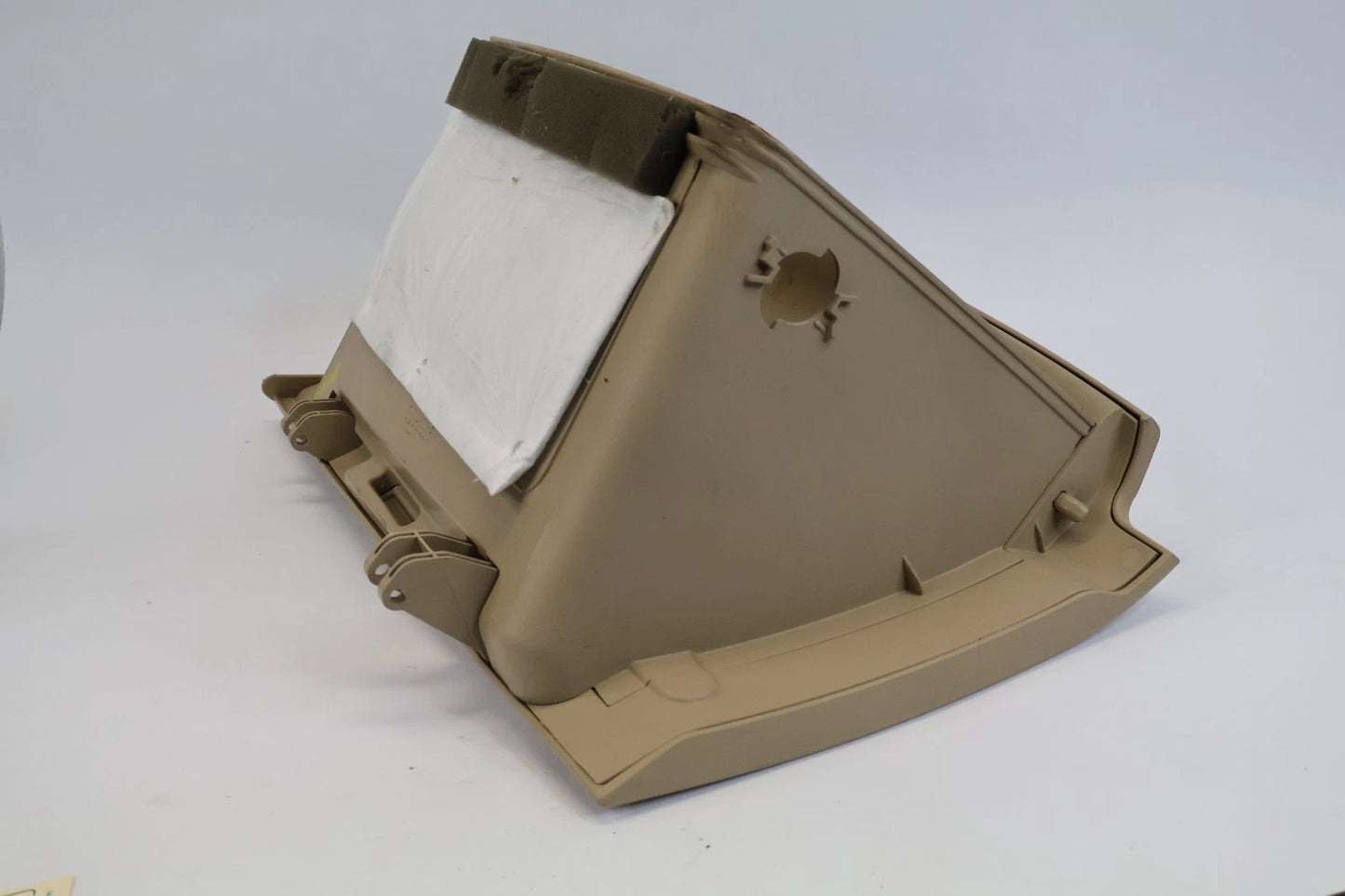 2012-2017 HYUNDAI ACCENT DASH GLOVE BOX STORAGE COMPARTMENT 84510-1R000 OEM