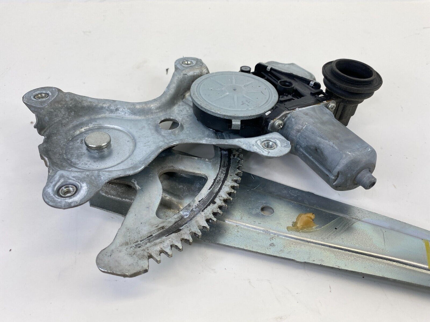 07-11 Toyota Camry Rear Left Power Window Regulator w/ Motor 85710-06060 OEM