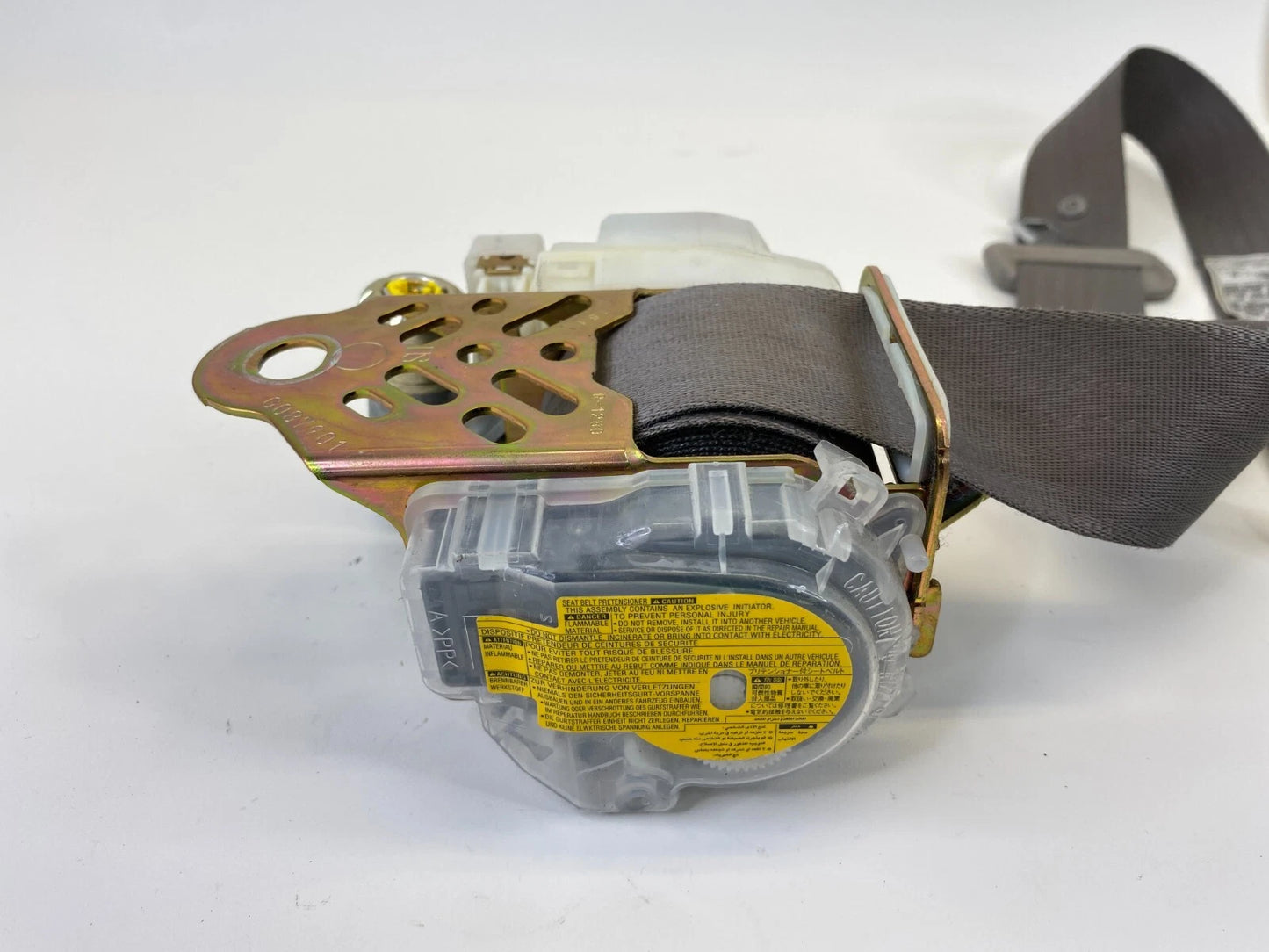 2002 2003 02 03 LEXUS ES300 FRONT PASSENGER RIGHT SIDE SEAT BELT RETRACTOR OEM