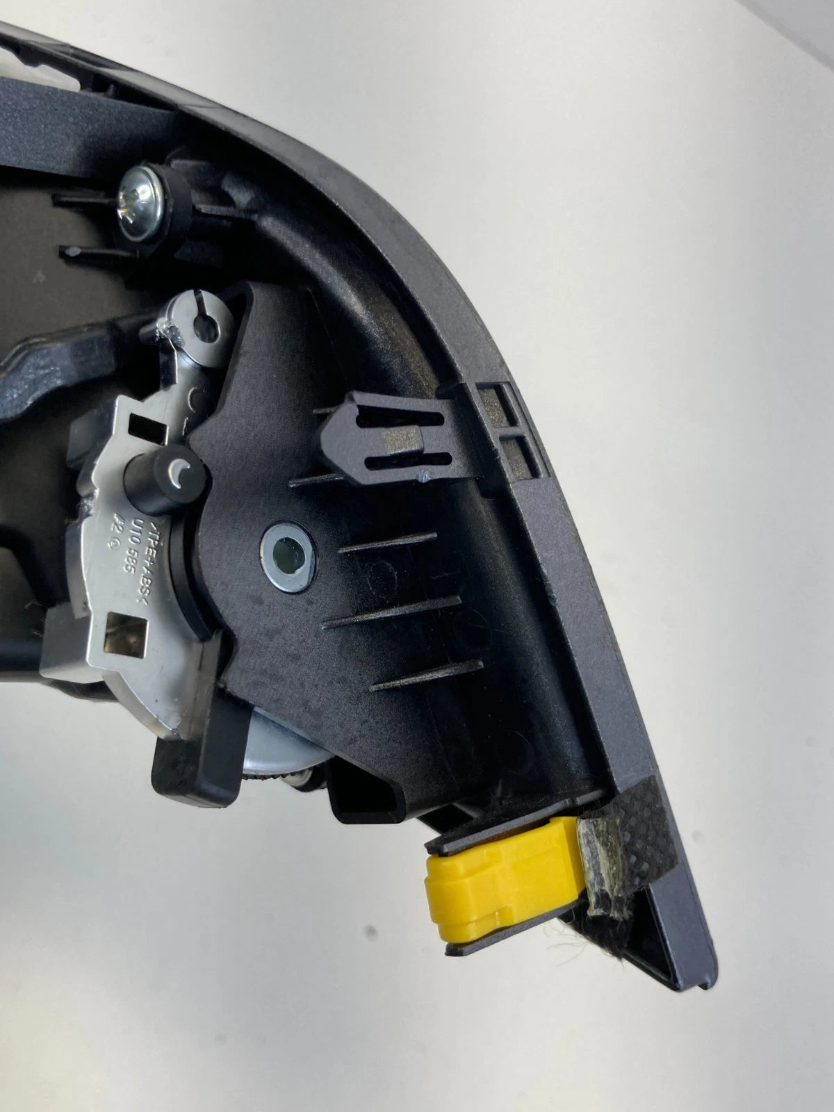 2013-2016 HYUNDAI SANTA FE CENTER DASH FRONT LEFT AC HEATER AIR VENT OEM
