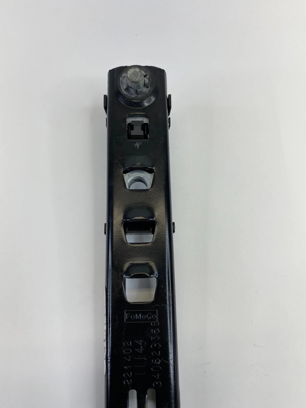 11 12 13 14 15 16 17 18 19 FORD EXPLORER FRONT SEAT BELT ADJUSTER 34062335B OEM