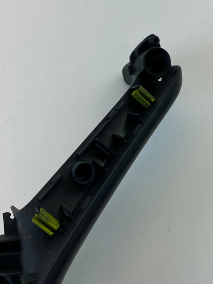 2010-2014 VOLKSWAGEN JETTA SEDAN REAR RIGHT SIDE INNER DOOR GRIP PULL HANDLE OEM