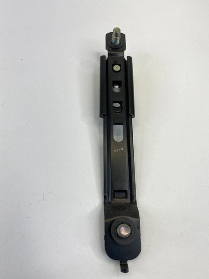 2007-2013 MITSUBISHI OUTLANDER FRONT LEFT DRIVER SIDE SEAT BELT HEIGHT ADJUSTER