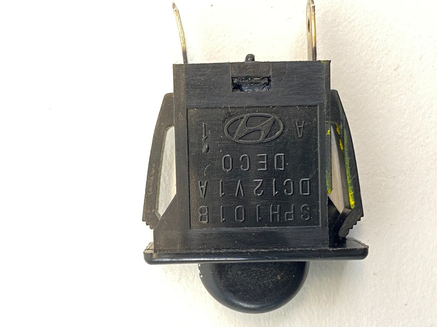 2009 09 Hyndai Sonata Glove Box Lamp Light Switch Switch 93510-21000 OEM