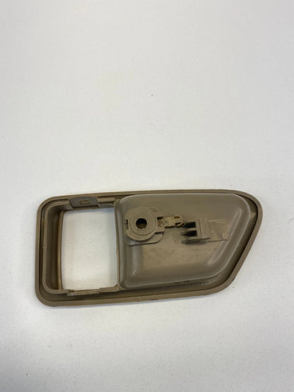 97-01 TOYOTA CAMRY FRONT RIGHT PASSENGER SIDE INNER DOOR HANDLE BEZEL TRIM OEM