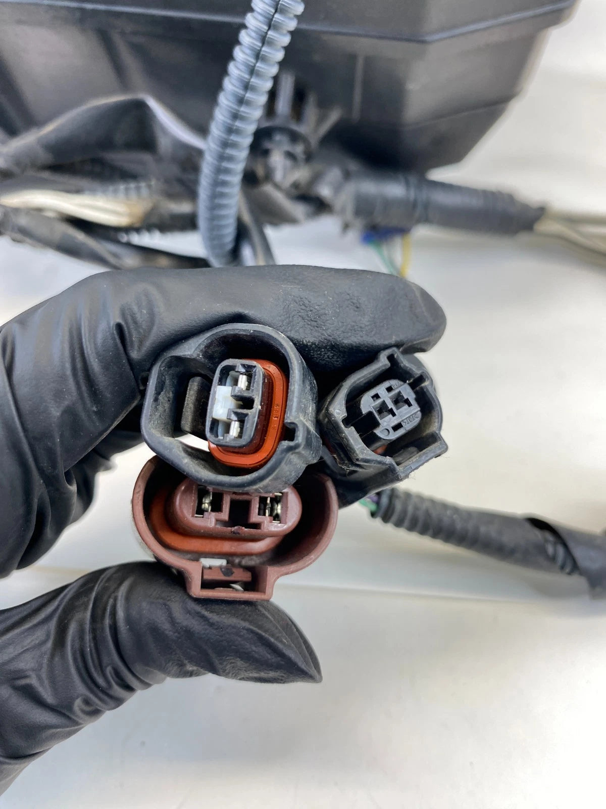 2009-2013 Toyota Corolla M/T Engine Compartment Fuse Box Fusebox Junction Block