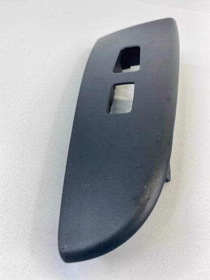 07-10 HYUNDAI ELANTRA FRONT RIGHT DOOR WINDOW SWITCH BEZEL COVER TRIM 935752H200
