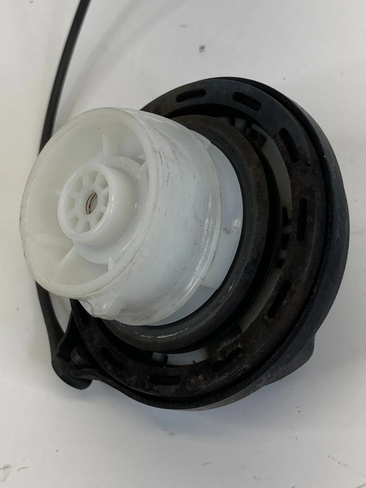 2006-2023 HYUNDAI SONATA 04-20 ELANTRA 05-20 SANTA FE FUEL FILLER GAS TANK CAP