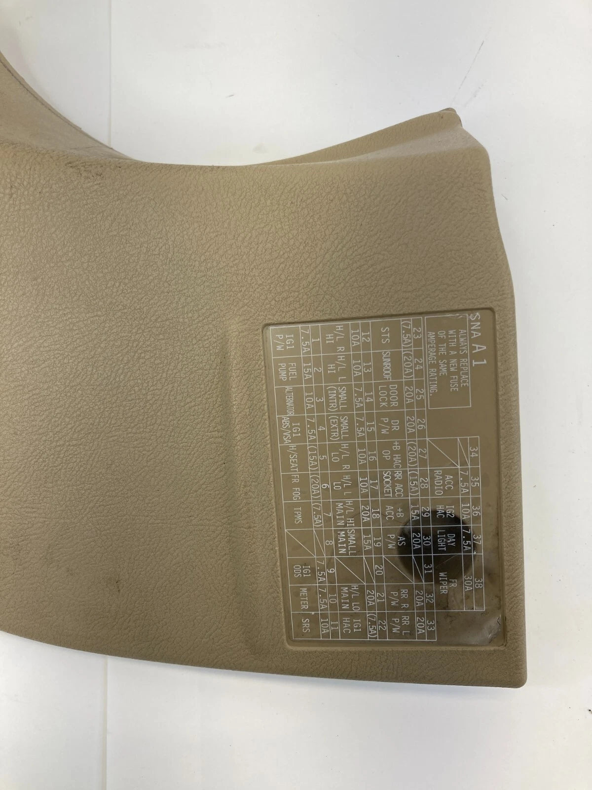 06-11 HONDA CIVIC SEDAN FRONT LEFT DRIVER SIDE KICK PANEL COWL 83161-SNA OEM