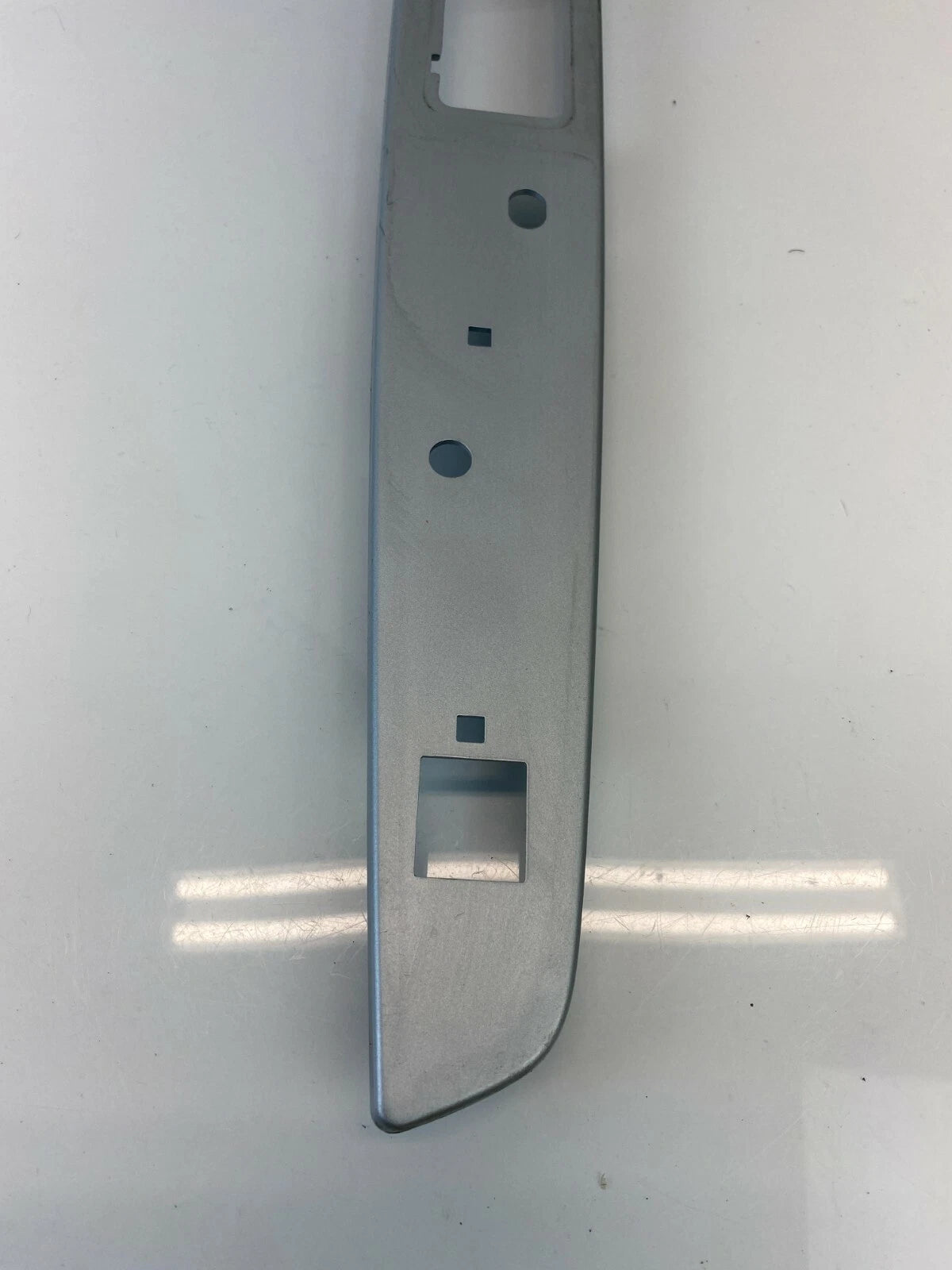 05-07 MERCURY MARINER REAR LEFT WINDOW SWITCH BEZEL PANEL TRIM 5E6X-14A568-AB