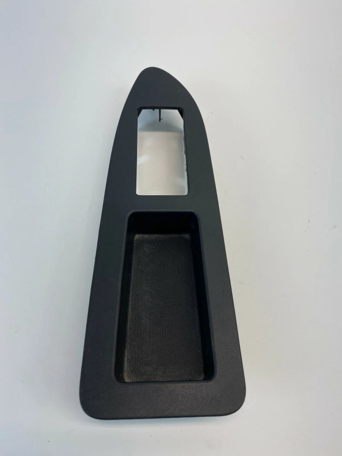 2006-2010 DODGE CHARGER FRONT RH WINDOW SWITCH COVER BEZEL PANEL OEM 100010656